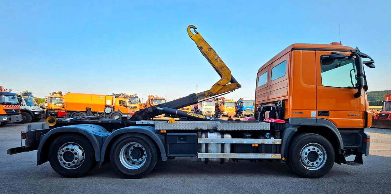 Mercedes-Benz Actros 2532 6x2 MP3 Euro5 - Multibasculante camión: foto 5 Mercedes-Benz Actros 2532 6x2 MP3 Euro5 - Multibasculante camión: foto 5