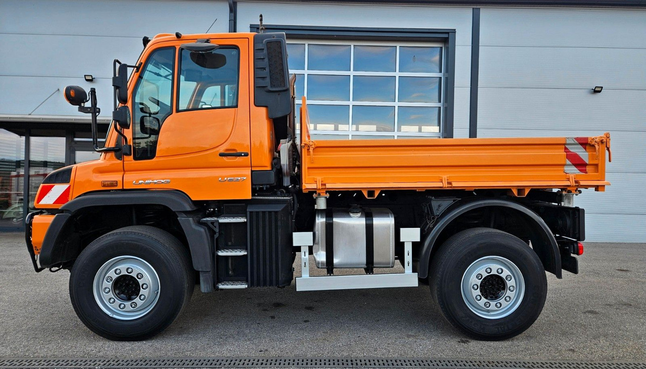 Unimog U527 UGE Euro6 VarioPilot Hydrostat - Volquete camión: foto 2 Unimog U527 UGE Euro6 VarioPilot Hydrostat - Volquete camión: foto 2