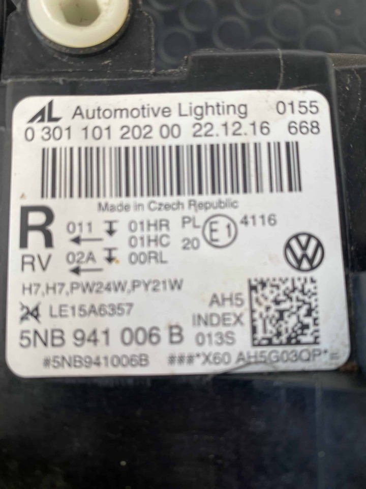 Fari Alogeni VW Tiguan - Faro delantero: foto 5 Fari Alogeni VW Tiguan - Faro delantero: foto 5