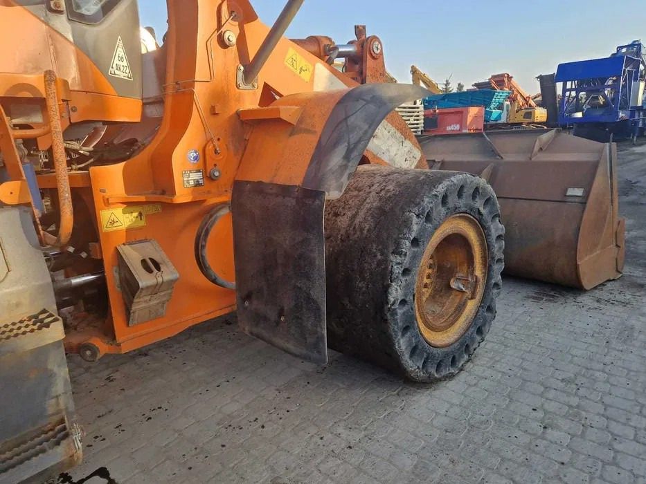 Doosan DL 420-3 - Cargadora de ruedas: foto 4 Doosan DL 420-3 - Cargadora de ruedas: foto 4