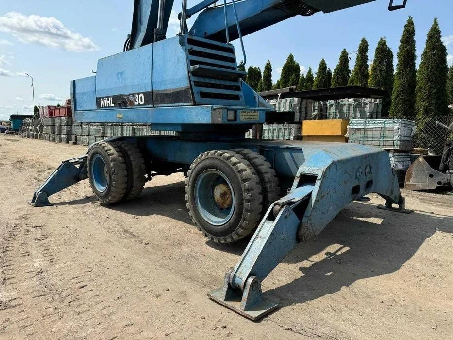 Koparka przeładunkowa Fuchs MHL 330 - Manipulador de materiales: foto 5 Koparka przeładunkowa Fuchs MHL 330 - Manipulador de materiales: foto 5