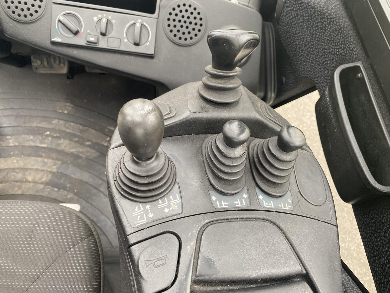 Carretilla elevadora diésel Linde H30D: foto 7 Carretilla elevadora diésel Linde H30D: foto 7