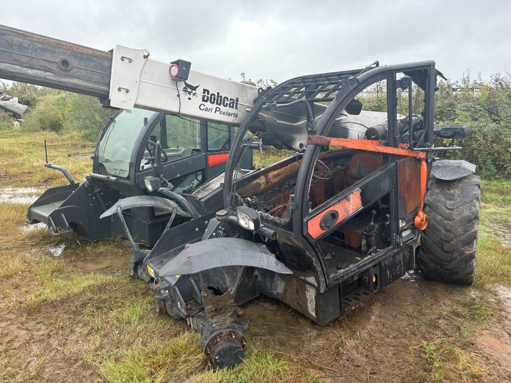 Bobcat TL 470 HF Ausgebrannt - Manipulador telescópico: foto 5 Bobcat TL 470 HF Ausgebrannt - Manipulador telescópico: foto 5