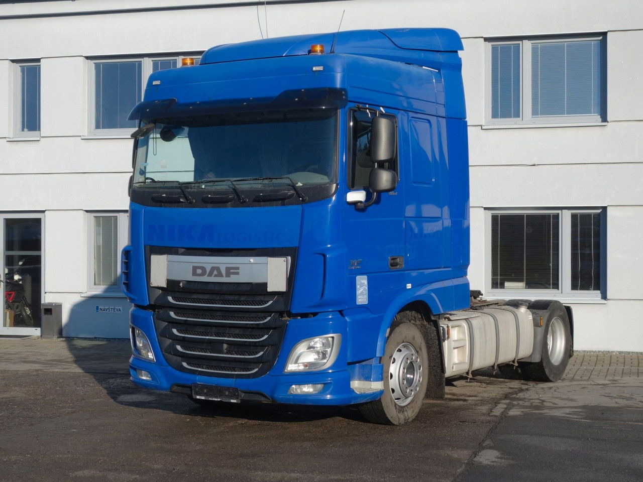 DAF XF 460 SC Standard E6, Standklima - Cabeza tractora: foto 2 DAF XF 460 SC Standard E6, Standklima - Cabeza tractora: foto 2
