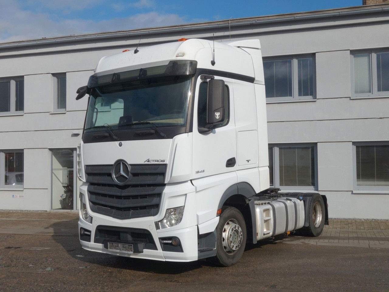 Mercedes-Benz Actros 1845 LS SD, Giga Space - Cabeza tractora: foto 1 Mercedes-Benz Actros 1845 LS SD, Giga Space - Cabeza tractora: foto 1