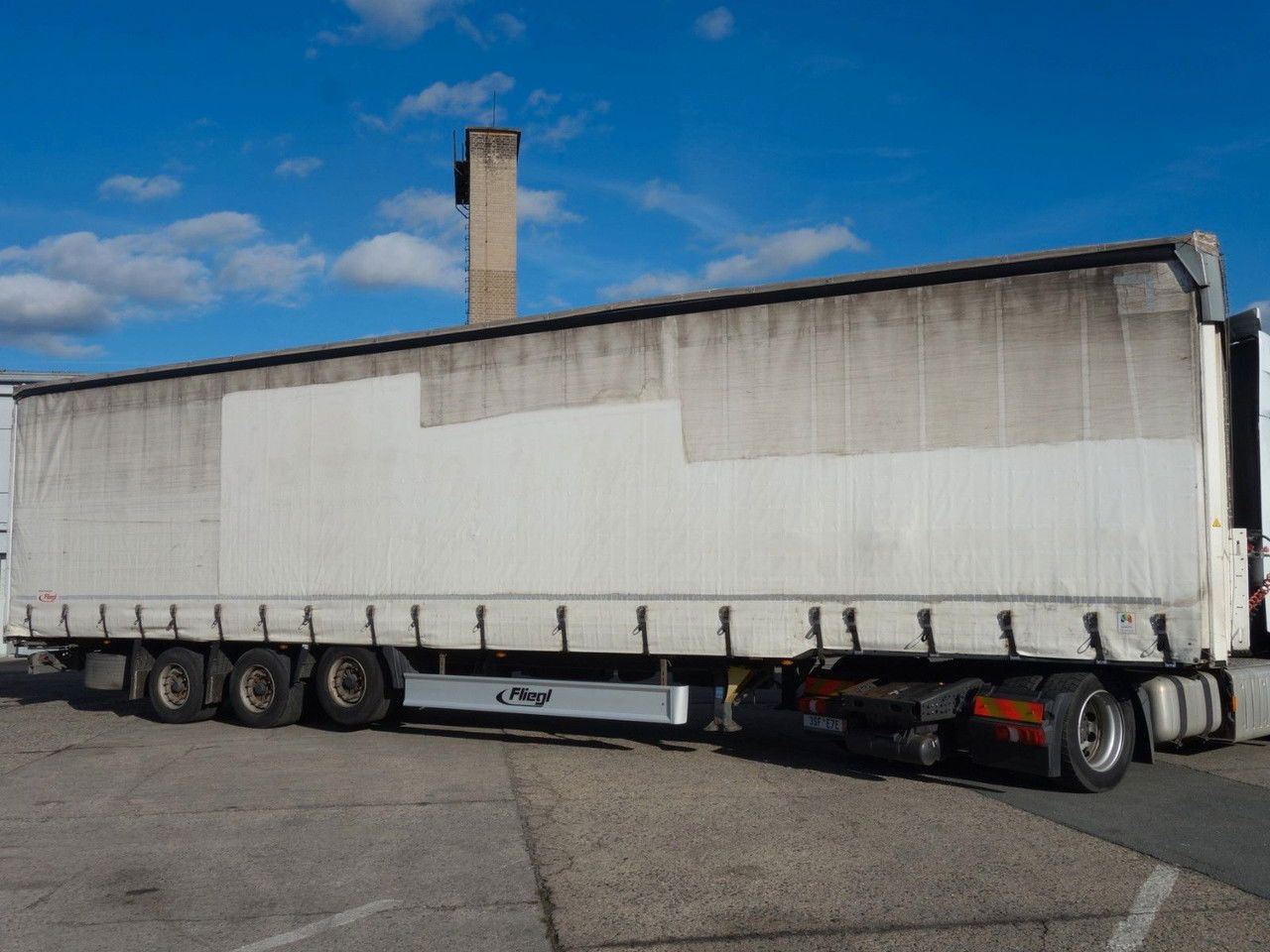 Fliegl SDS 01 Mega , 1xLichtachse - Semirremolque lona: foto 5 Fliegl SDS 01 Mega , 1xLichtachse - Semirremolque lona: foto 5