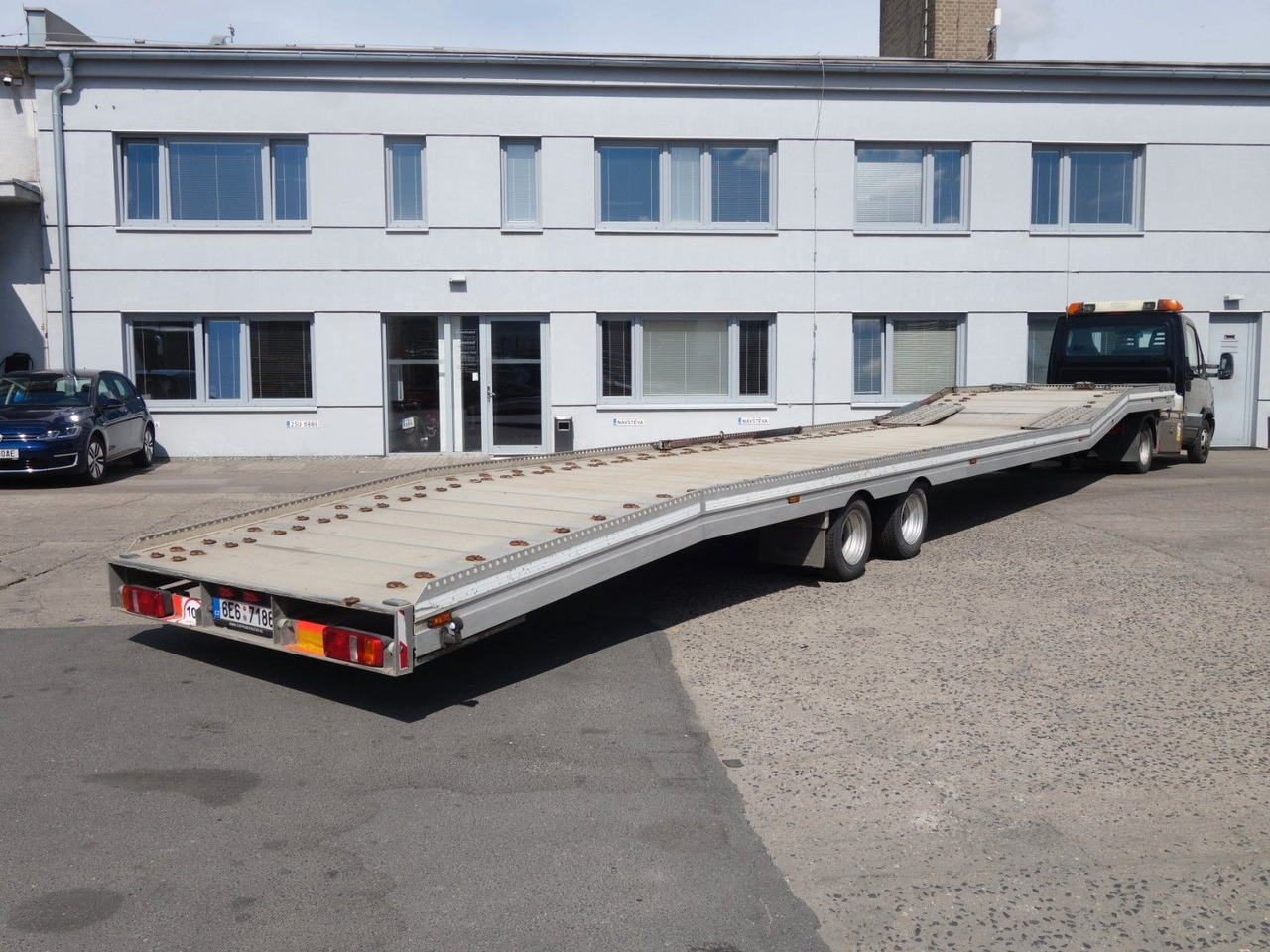 Iveco Daily 35C17 mit Anhänger für 3 PKW - Portavehículos camión: foto 4 Iveco Daily 35C17 mit Anhänger für 3 PKW - Portavehículos camión: foto 4