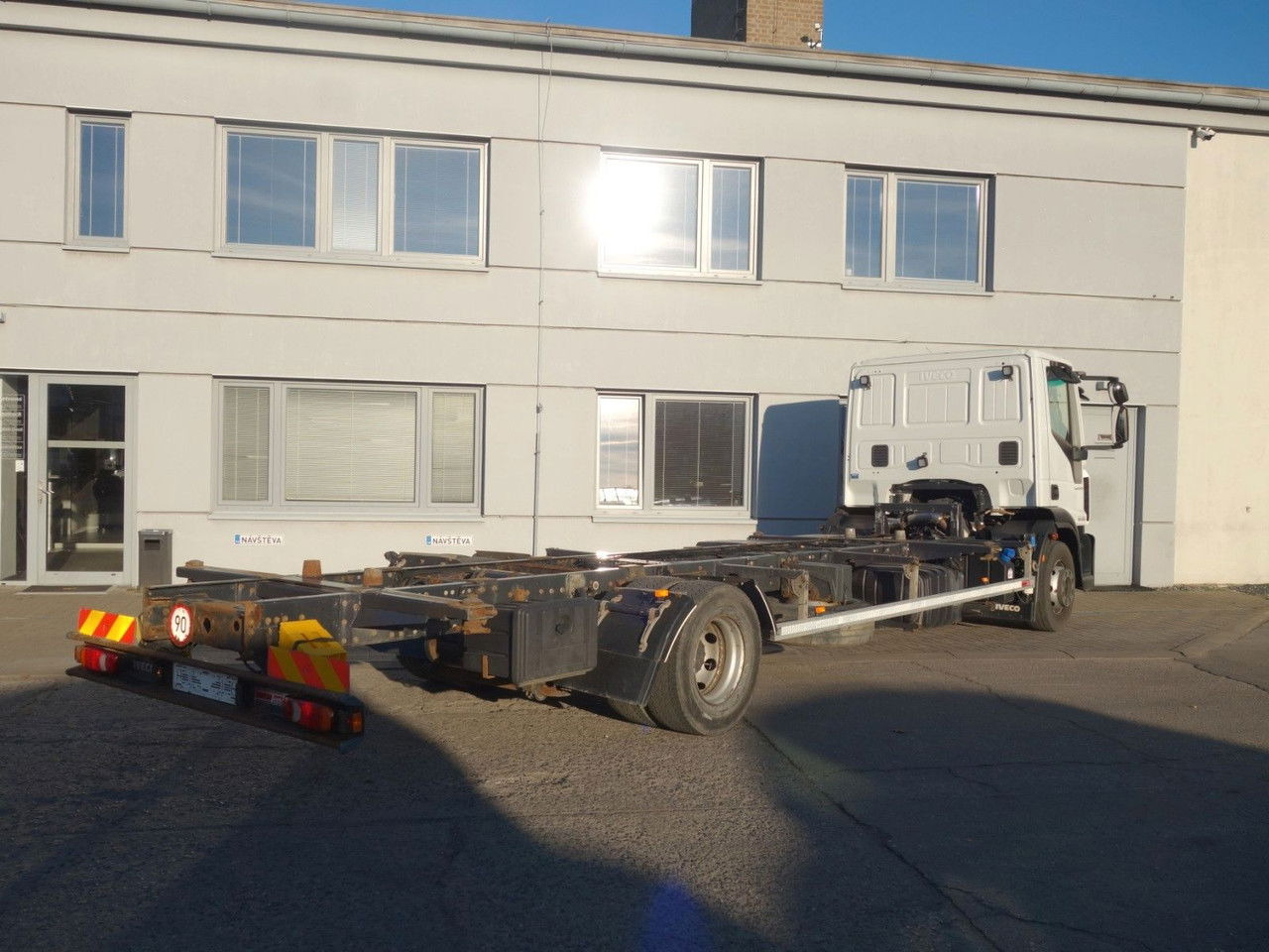 Iveco EuroCargo 150 150E 250 Wechselfahrgestel, BDFl - Portacontenedore/ Intercambiable camión: foto 3 Iveco EuroCargo 150 150E 250 Wechselfahrgestel, BDFl - Portacontenedore/ Intercambiable camión: foto 3