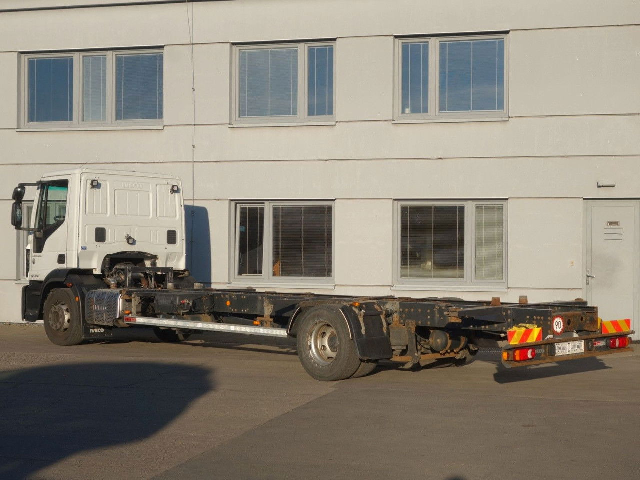 Iveco EuroCargo 150 150E 250 Wechselfahrgestel, BDFl - Portacontenedore/ Intercambiable camión: foto 4 Iveco EuroCargo 150 150E 250 Wechselfahrgestel, BDFl - Portacontenedore/ Intercambiable camión: foto 4