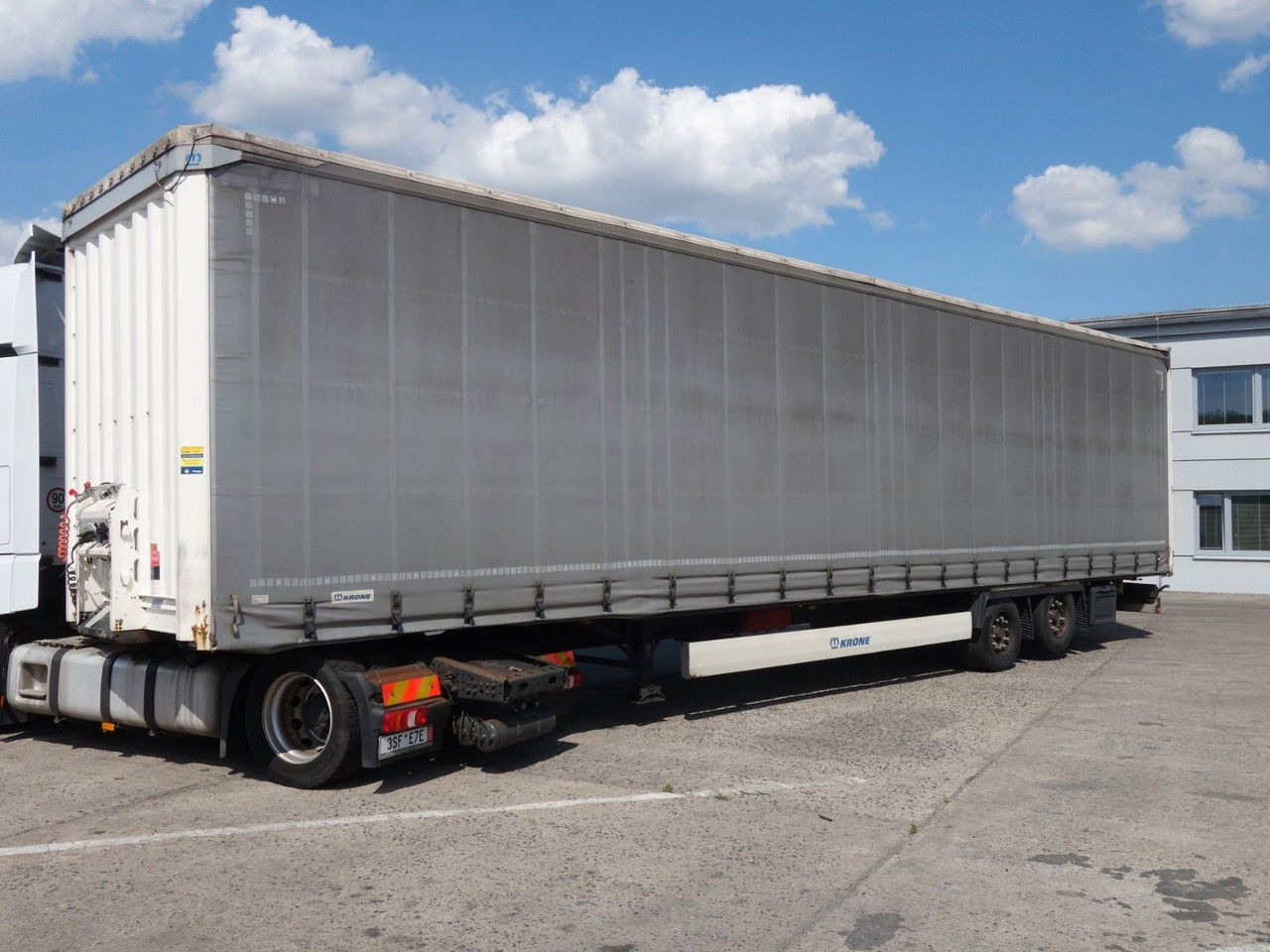 Krone SD Mega 2 Achse, 1 Liftachse, XL SD Mega 2 Achse, 1 Liftachse, XL - Semirremolque lona: foto 3 Krone SD Mega 2 Achse, 1 Liftachse, XL SD Mega 2 Achse, 1 Liftachse, XL - Semirremolque lona: foto 3