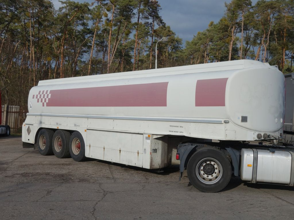 Schwarzmüller TSL 3/E Diesel/Benzin 7 Kammern - Cisterna semirremolque: foto 4 Schwarzmüller TSL 3/E Diesel/Benzin 7 Kammern - Cisterna semirremolque: foto 4
