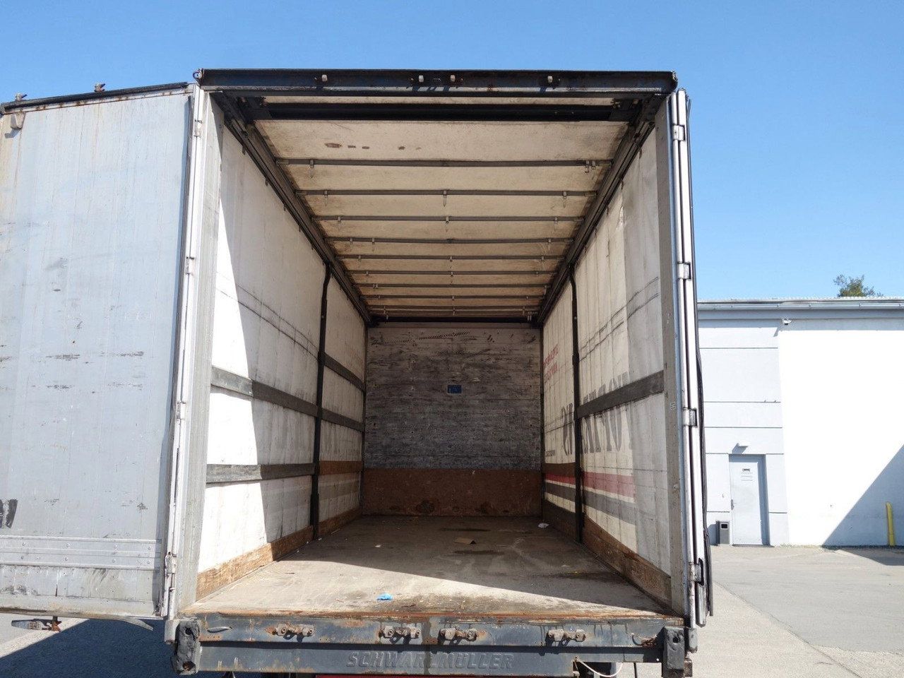 Schwarzmüller Tandem TPA 2/E - Remolque con toldo: foto 5 Schwarzmüller Tandem TPA 2/E - Remolque con toldo: foto 5