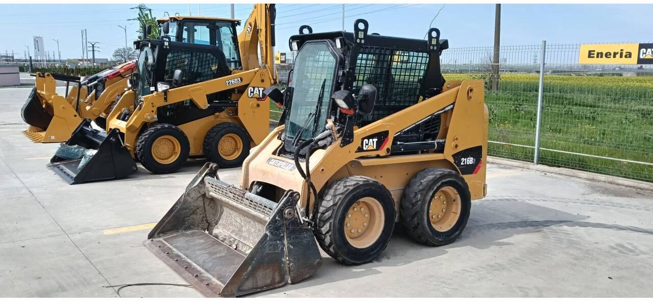 CAT 216B3 - Minicargadora: foto 1 CAT 216B3 - Minicargadora: foto 1