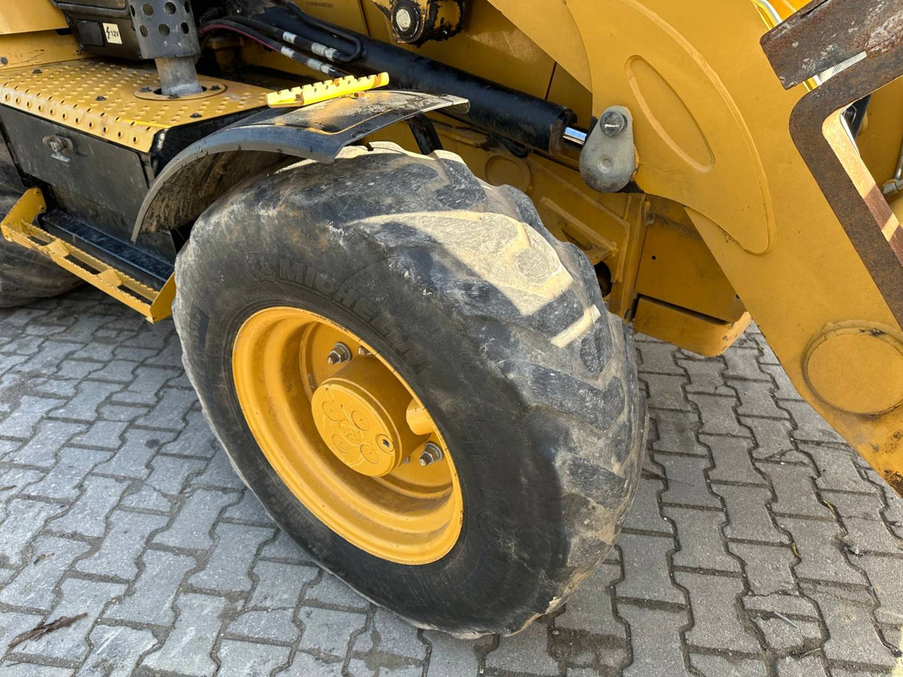 Retroexcavadora CAT 428F2: foto 21
