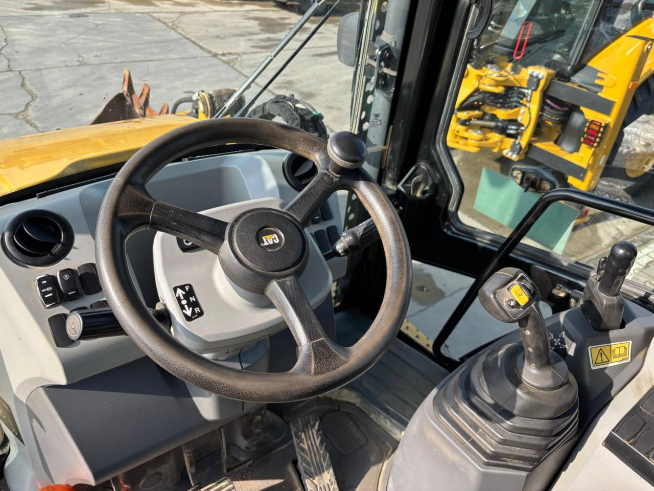 Retroexcavadora CAT 432F2: foto 24