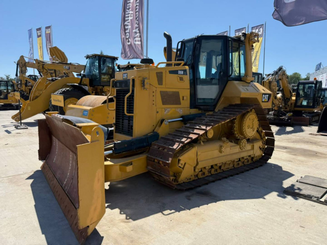 CAT D6NXL - Bulldozer: foto 1 CAT D6NXL - Bulldozer: foto 1
