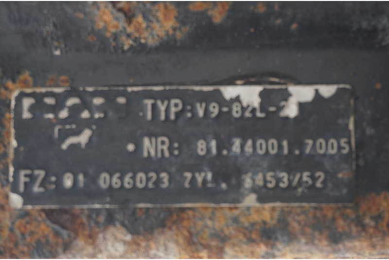 MAN V9-82L-21 - Eje delantero para Camión: foto 3 MAN V9-82L-21 - Eje delantero para Camión: foto 3