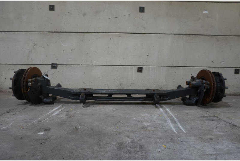 Mercedes-Benz F-8/C22.5/8X4 - Eje delantero para Camión: foto 1 Mercedes-Benz F-8/C22.5/8X4 - Eje delantero para Camión: foto 1