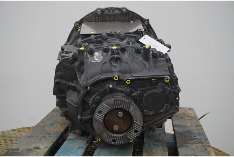 ZF 12AS2130TDM12 - Caja de cambios para Camión: foto 4 ZF 12AS2130TDM12 - Caja de cambios para Camión: foto 4