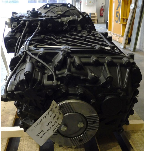 ZF 1S2220TO CGS CARBON - Caja de cambios para Camión: foto 4 ZF 1S2220TO CGS CARBON - Caja de cambios para Camión: foto 4