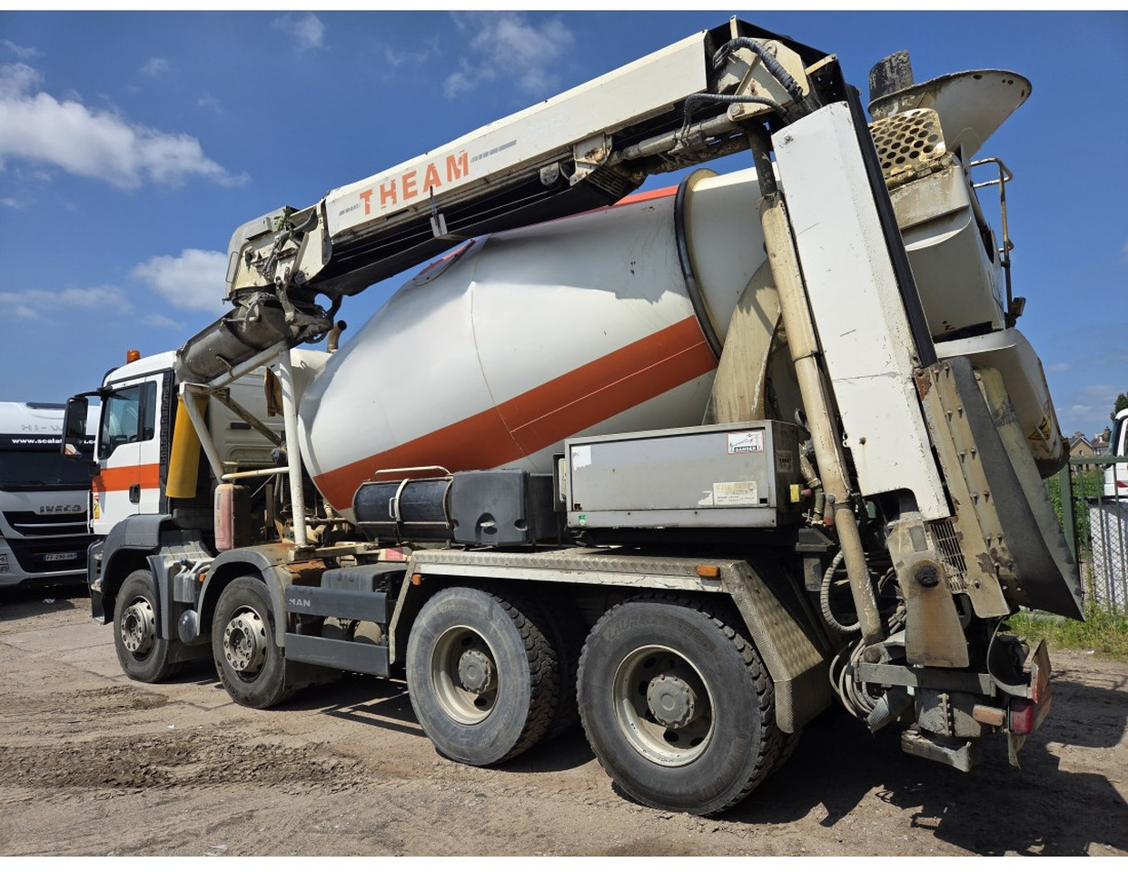 MAN TGS 35.400 8X4 Concrete Mixer Stetter Steelsuspension - Camión hormigonera: foto 2 MAN TGS 35.400 8X4 Concrete Mixer Stetter Steelsuspension - Camión hormigonera: foto 2