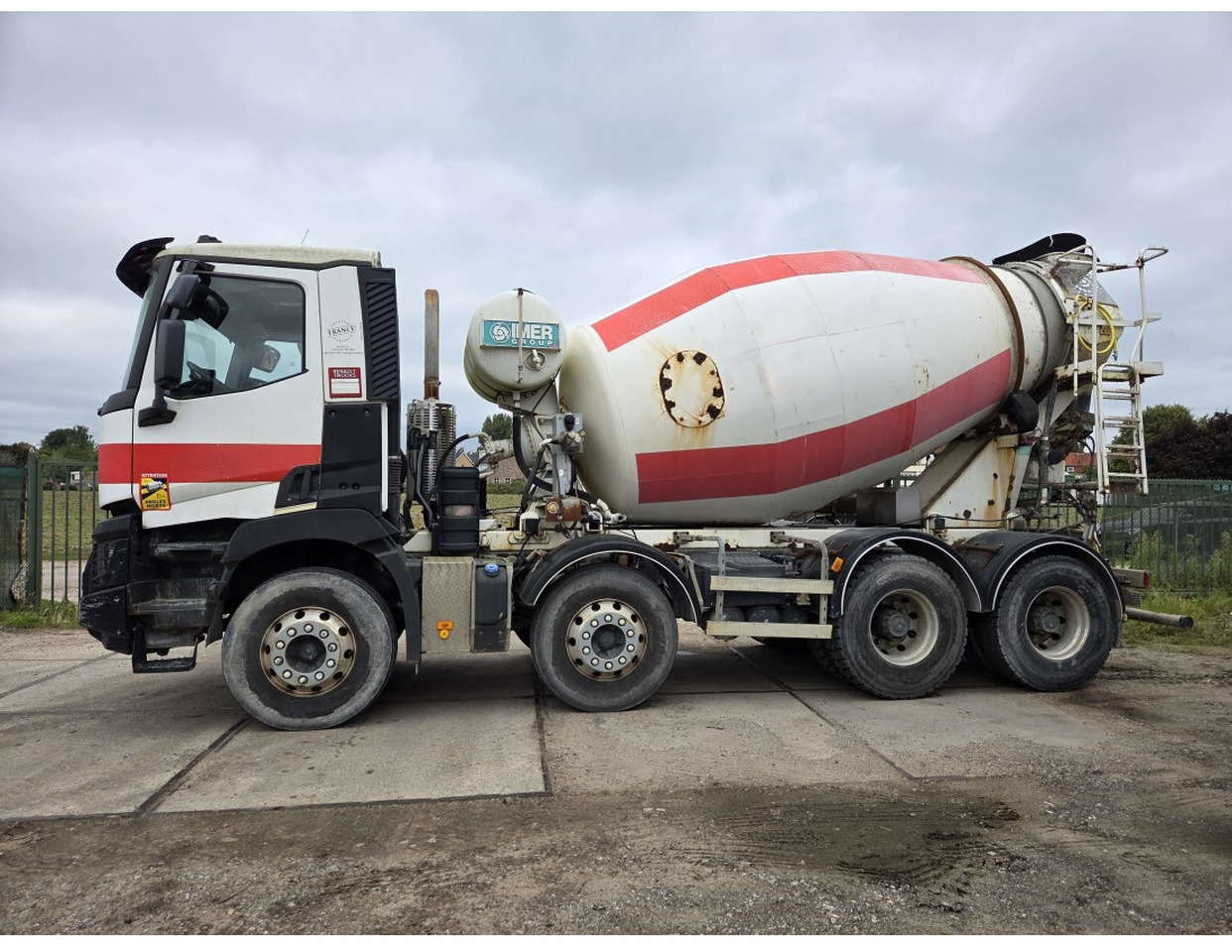 Renault C430 8X4 CONCRETE MIXER MANUAL GEARBOX - Camión hormigonera: foto 2 Renault C430 8X4 CONCRETE MIXER MANUAL GEARBOX - Camión hormigonera: foto 2