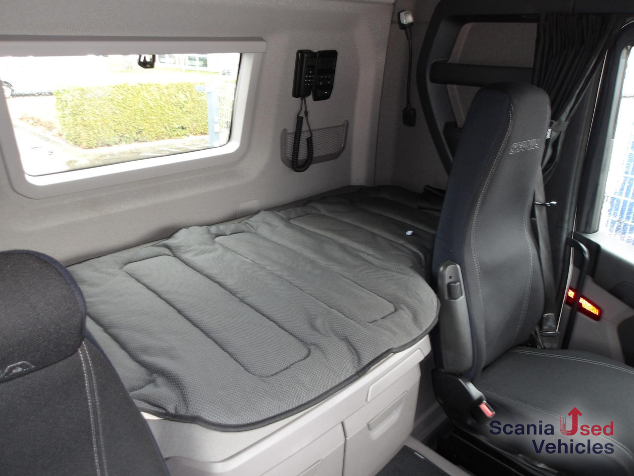 SCANIA R 450 - 6x2*4 - HIAB ABROLLKIPPER - HIGHLINE - SCR - Multibasculante camión: foto 3 SCANIA R 450 - 6x2*4 - HIAB ABROLLKIPPER - HIGHLINE - SCR - Multibasculante camión: foto 3