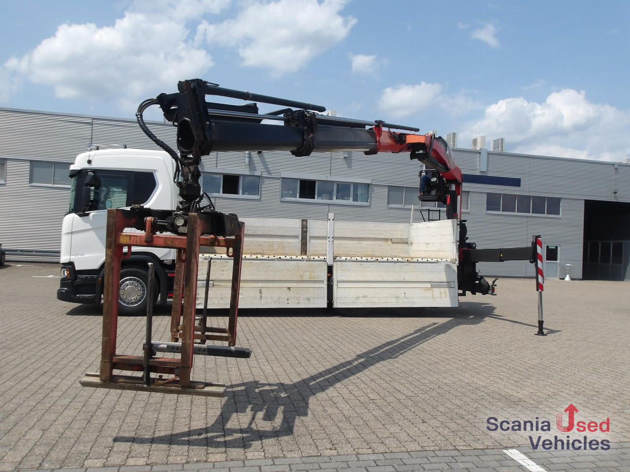 SCANIA R580 - 6x2*4 - V8 - PALFINGER PK 23.001L TEC3 - Camión caja abierta, Camión grúa: foto 2 SCANIA R580 - 6x2*4 - V8 - PALFINGER PK 23.001L TEC3 - Camión caja abierta, Camión grúa: foto 2