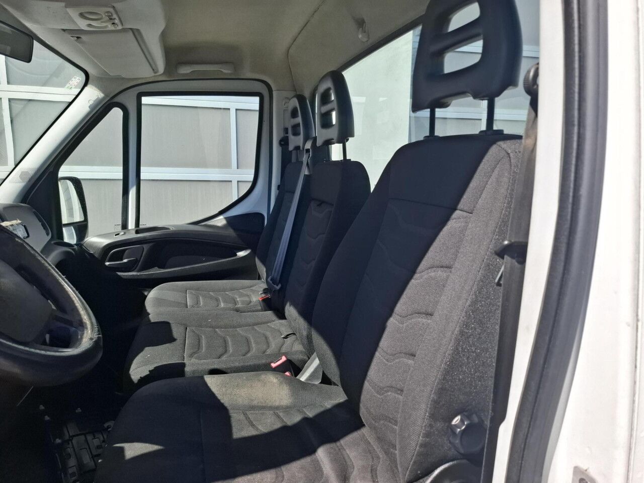 IVECO Daily 35S13 - Chasis camión: foto 5 IVECO Daily 35S13 - Chasis camión: foto 5