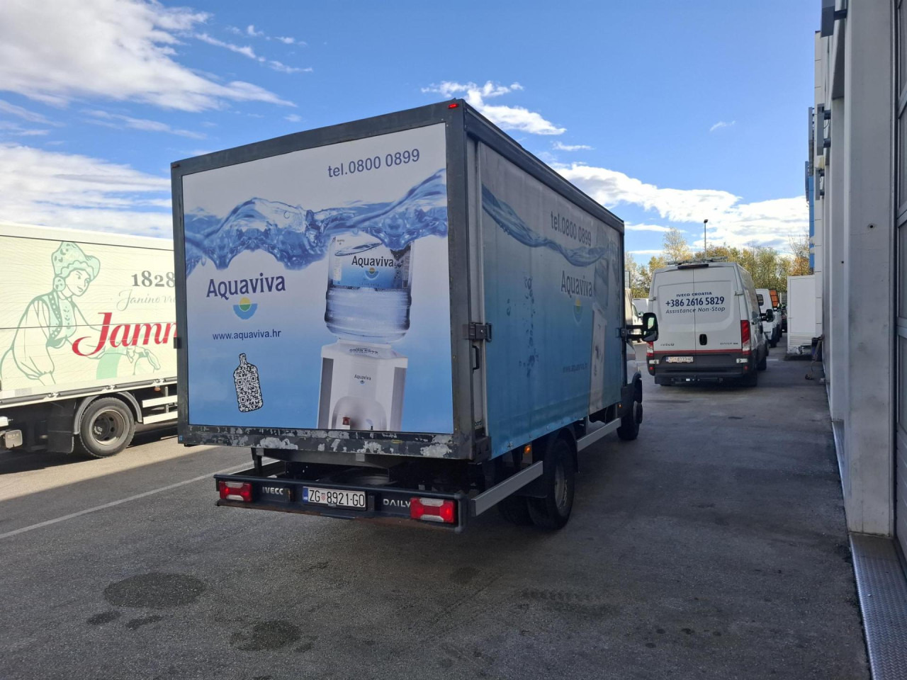 IVECO Daily 70C15 - Furgoneta con caja de lona: foto 4 IVECO Daily 70C15 - Furgoneta con caja de lona: foto 4