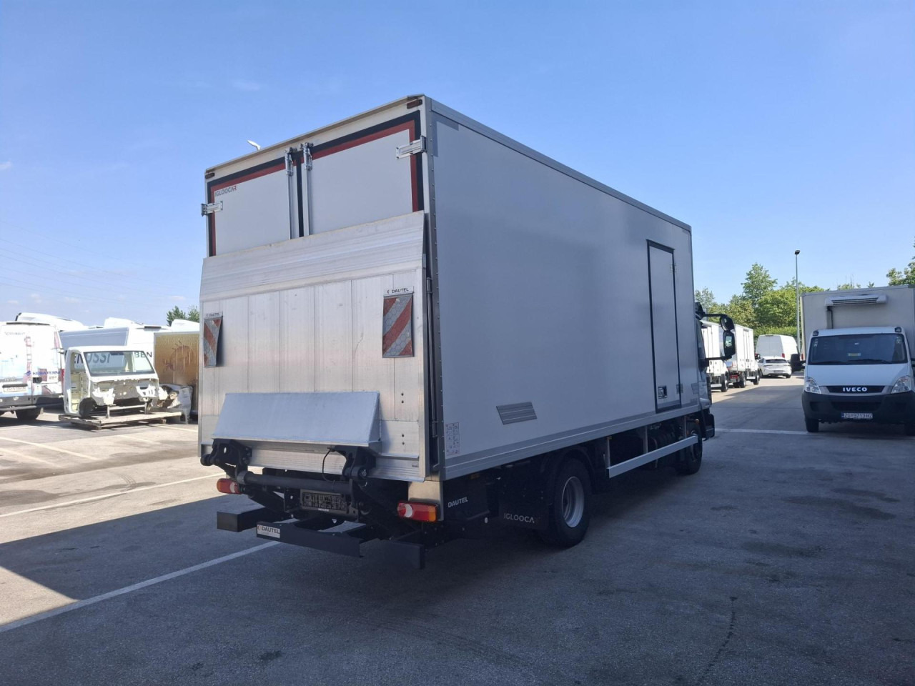 IVECO Eurocargo ML120EL21/P - Frigorífico camión: foto 3 IVECO Eurocargo ML120EL21/P - Frigorífico camión: foto 3