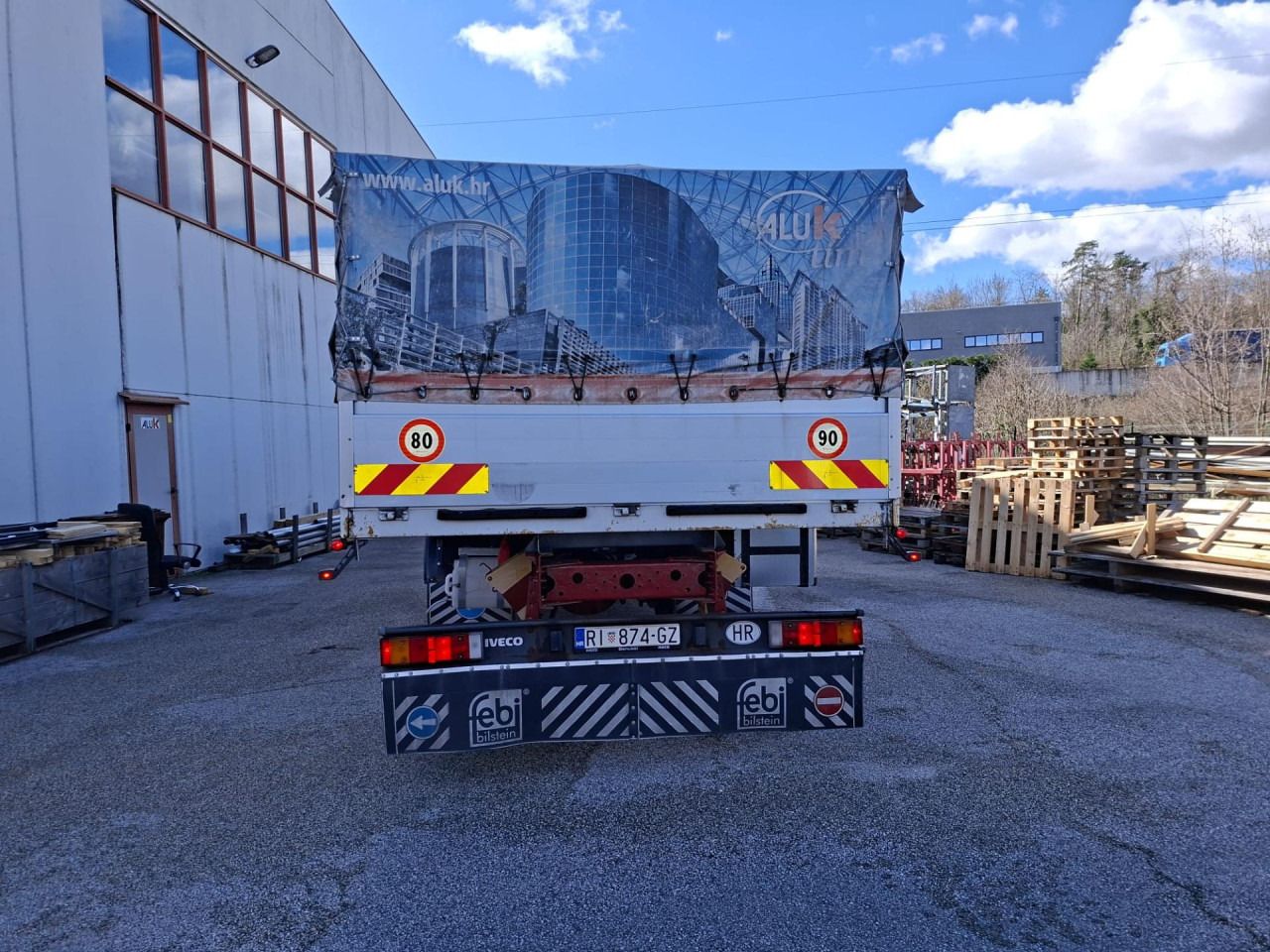 IVECO Eurocargo ML150E24 - Camión lona: foto 4 IVECO Eurocargo ML150E24 - Camión lona: foto 4