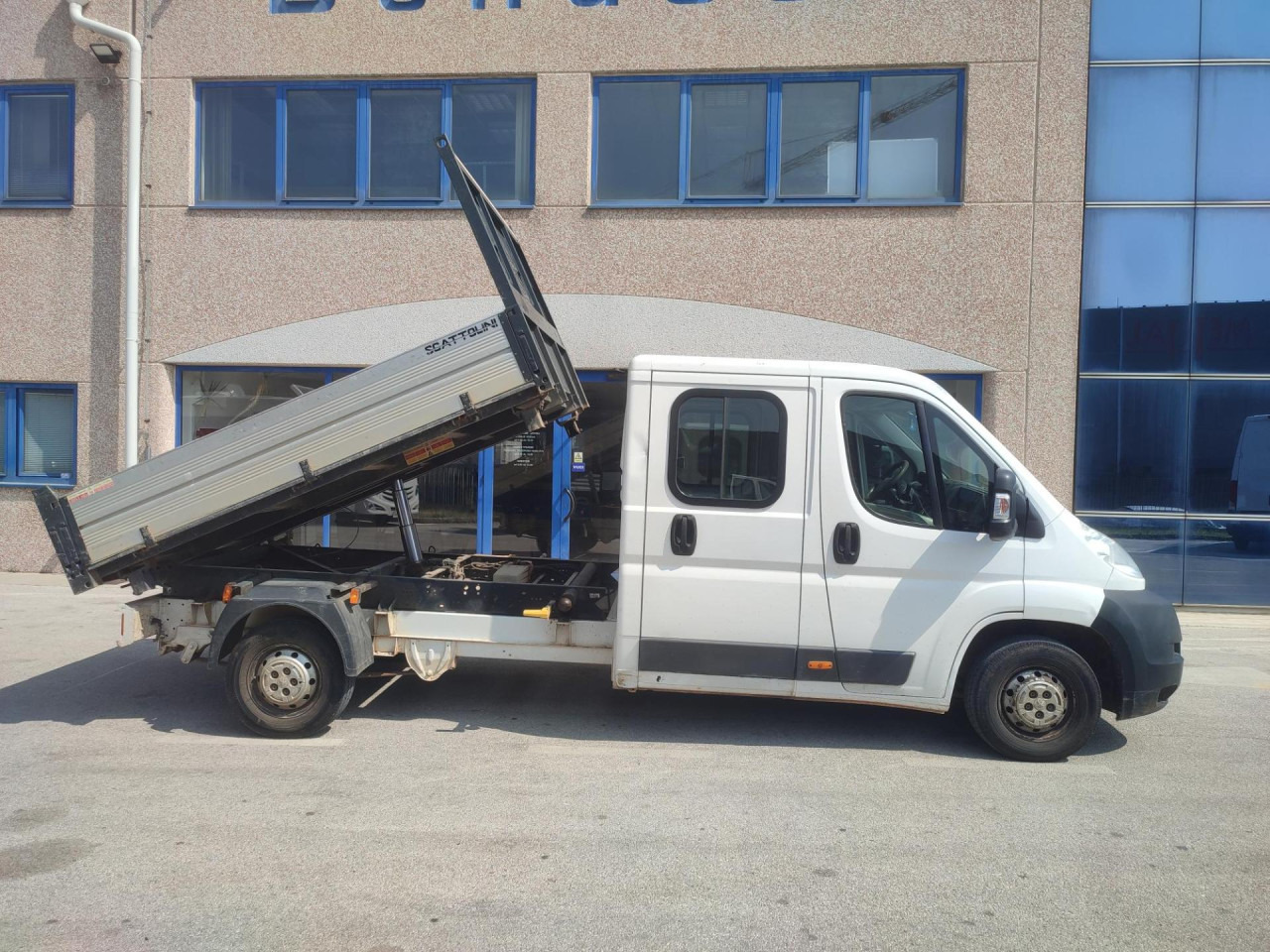 PEUGEOT Boxer 2.2 HDI - Volquete furgoneta, Furgoneta combi: foto 5 PEUGEOT Boxer 2.2 HDI - Volquete furgoneta, Furgoneta combi: foto 5