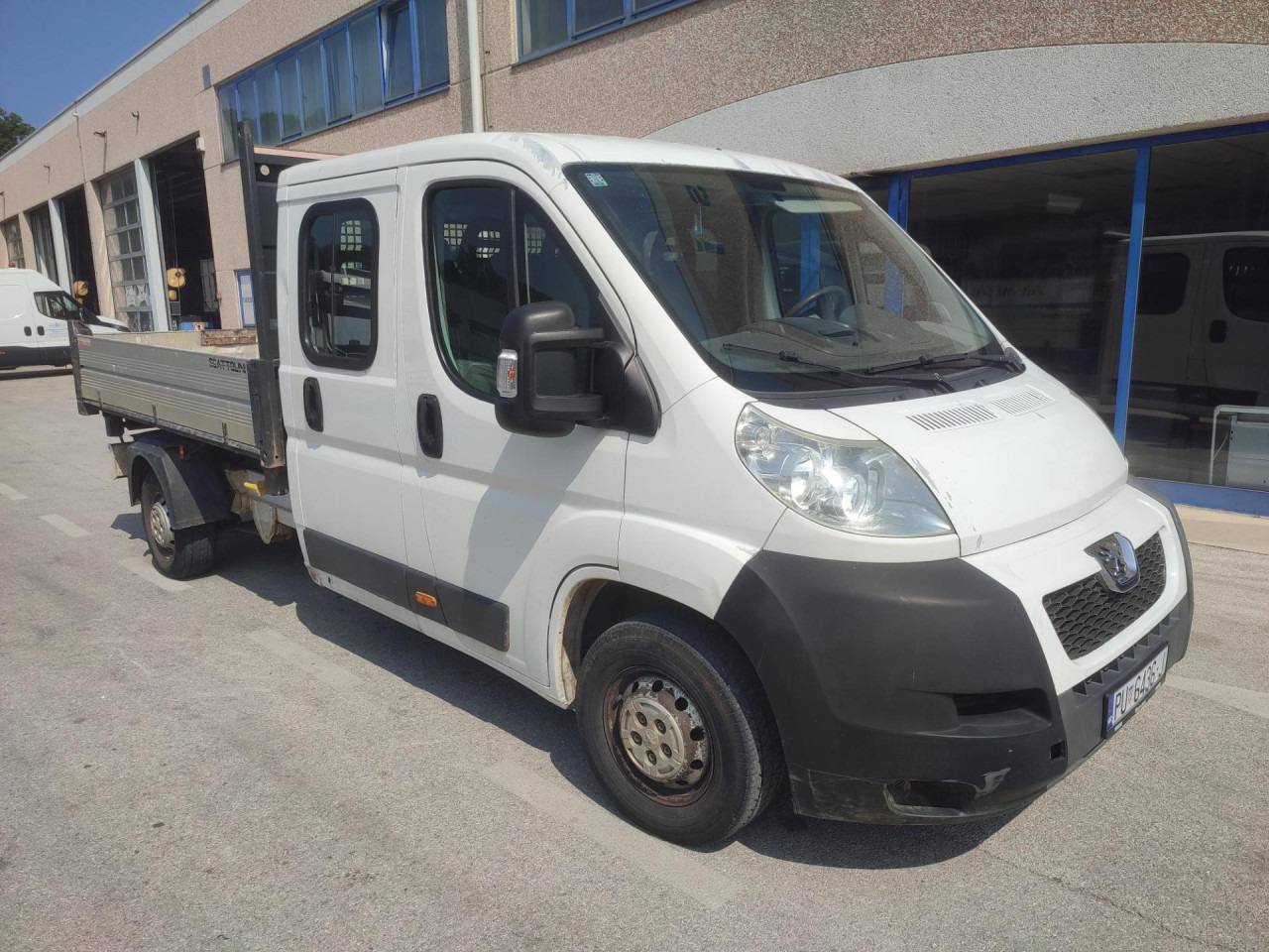 PEUGEOT Boxer 2.2 HDI - Volquete furgoneta, Furgoneta combi: foto 2 PEUGEOT Boxer 2.2 HDI - Volquete furgoneta, Furgoneta combi: foto 2