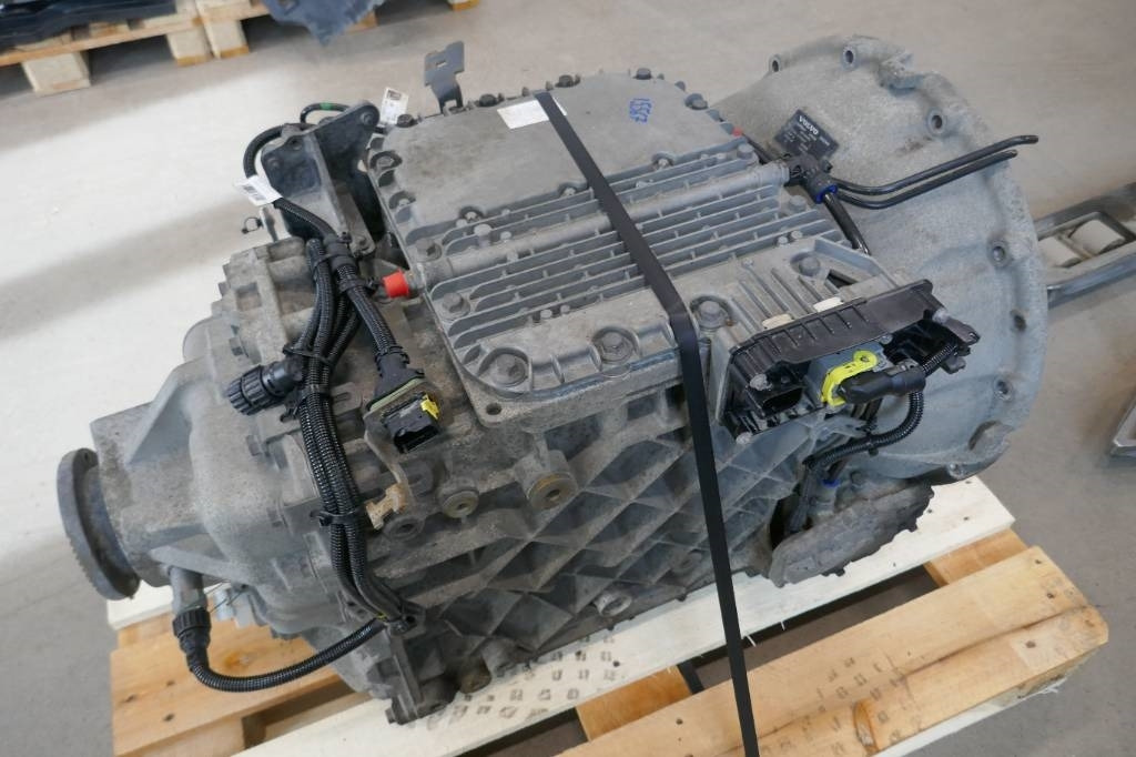 Volvo FE 250 - Caja de cambios para Camión: foto 2 Volvo FE 250 - Caja de cambios para Camión: foto 2