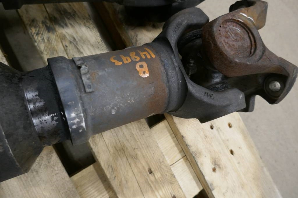 Volvo L180 HL Kardanaxel, voe15085429 - Caja de cambios para Maquinaria de construcción: foto 3 Volvo L180 HL Kardanaxel, voe15085429 - Caja de cambios para Maquinaria de construcción: foto 3