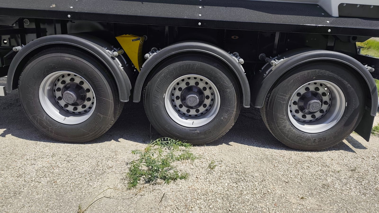 Volquete semirremolque para transporte de materiales áridos nuevo SERIN Tiger HARDOX  28 m³ Tipper Semi-Trailer: foto 14 Volquete semirremolque para transporte de materiales áridos nuevo SERIN Tiger HARDOX  28 m³ Tipper Semi-Trailer: foto 14