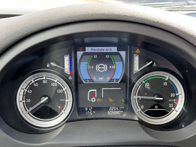 Leasing financiero de DAF CF440 FT 4x2, E6, PTO, Standklima, 10x DAF CF440 FT 4x2, E6, PTO, Standklima, 10x leasing DAF CF440 FT 4x2, E6, PTO, Standklima, 10x DAF CF440 FT 4x2, E6, PTO, Standklima, 10x: foto 11