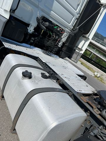 DAF FT XF 460 4x2, E6, PTO, Standklima - Cabeza tractora: foto 5 DAF FT XF 460 4x2, E6, PTO, Standklima - Cabeza tractora: foto 5