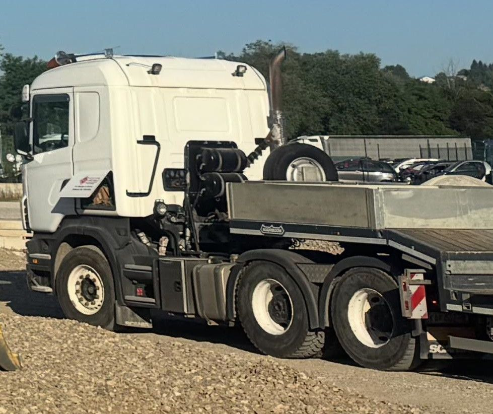 Scania R620 6x4, E5, Kipphydraulik, Retarder, 110ton - Cabeza tractora: foto 3 Scania R620 6x4, E5, Kipphydraulik, Retarder, 110ton - Cabeza tractora: foto 3