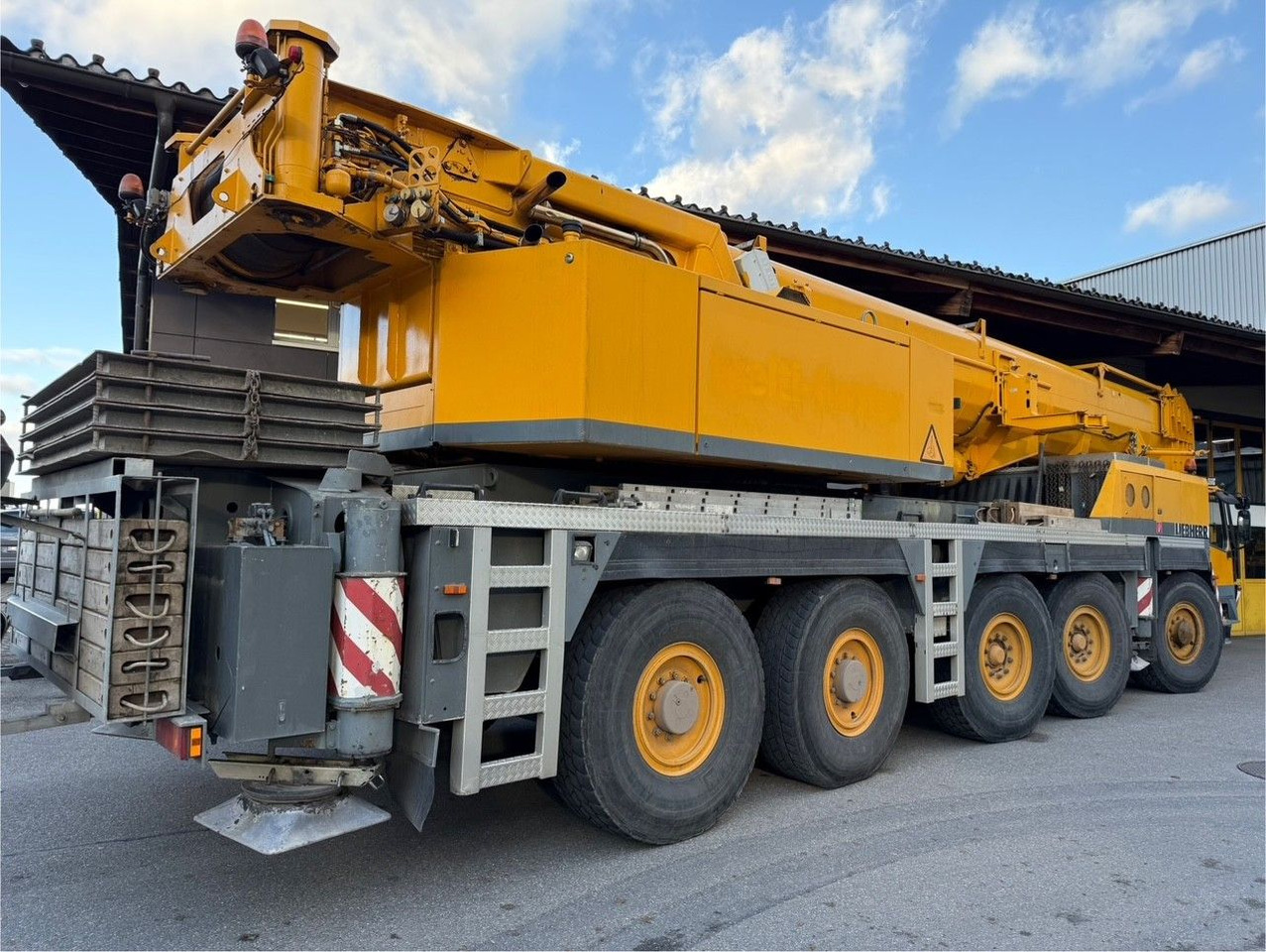 Liebherr LTM 1160/2 UTM655 10x6, FLYJIB, SWISS - Camión grúa: foto 4 Liebherr LTM 1160/2 UTM655 10x6, FLYJIB, SWISS - Camión grúa: foto 4