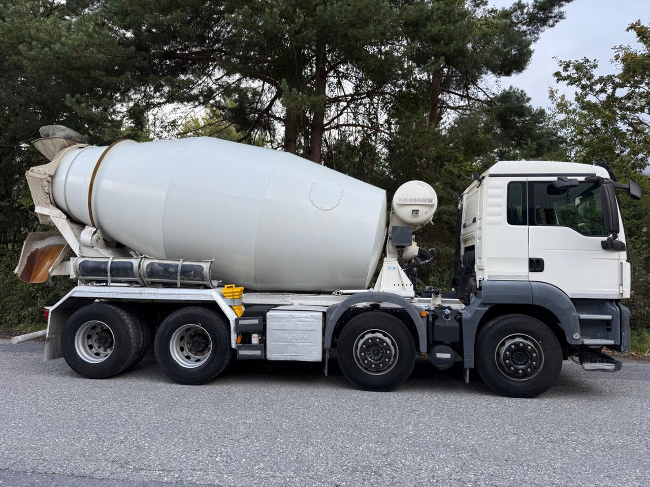 MAN TGS 32.440 8x4, Euro 6, Liebherr 9m3 - Camión hormigonera: foto 3 MAN TGS 32.440 8x4, Euro 6, Liebherr 9m3 - Camión hormigonera: foto 3