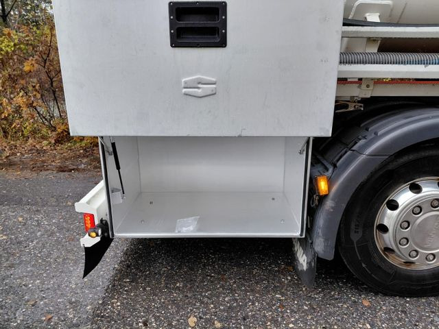 Leasing financiero de  Scania R450 LB 6x2, ADR, E6,Schwarzmüller,Diesel/Benzin leasing Scania R450 LB 6x2, ADR, E6,Schwarzmüller,Diesel/Benzin: foto 18