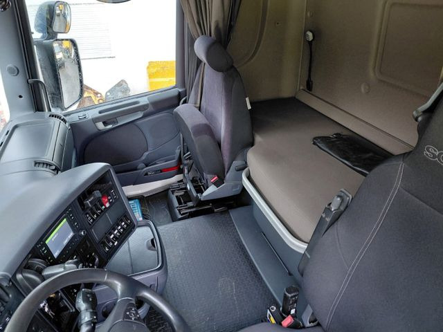 Leasing financiero de  Scania R450 LB 6x2, ADR, E6,Schwarzmüller,Diesel/Benzin leasing Scania R450 LB 6x2, ADR, E6,Schwarzmüller,Diesel/Benzin: foto 26
