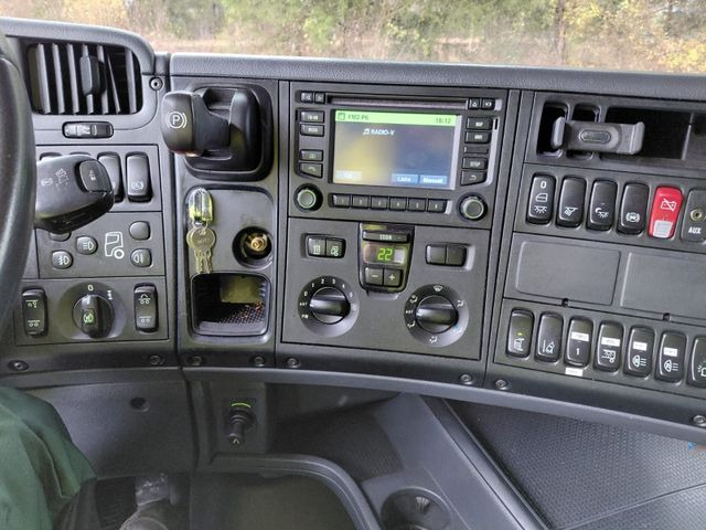 Leasing financiero de  Scania R450 LB 6x2, ADR, E6,Schwarzmüller,Diesel/Benzin leasing Scania R450 LB 6x2, ADR, E6,Schwarzmüller,Diesel/Benzin: foto 28