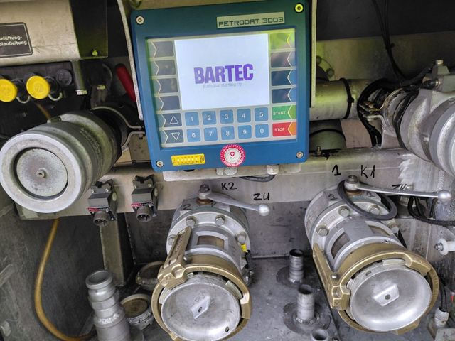 Leasing financiero de  Scania R450 LB 6x2, ADR, E6,Schwarzmüller,Diesel/Benzin leasing Scania R450 LB 6x2, ADR, E6,Schwarzmüller,Diesel/Benzin: foto 11