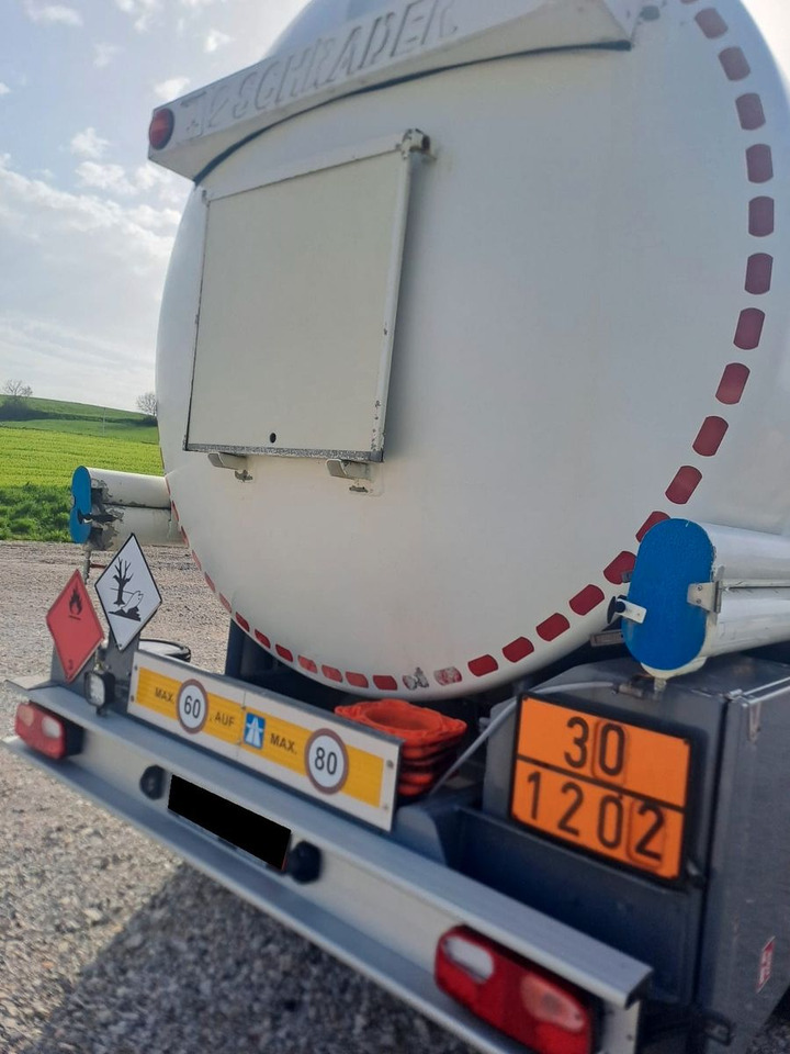 Schrader ADR, Treibstoff Diesel/Benzin, 4 Kammern, Sening Schrader ADR, Treibstoff Diesel/Benzin, 4 Kammern, Sening - Cisterna semirremolque: foto 4 Schrader ADR, Treibstoff Diesel/Benzin, 4 Kammern, Sening Schrader ADR, Treibstoff Diesel/Benzin, 4 Kammern, Sening - Cisterna semirremolque: foto 4