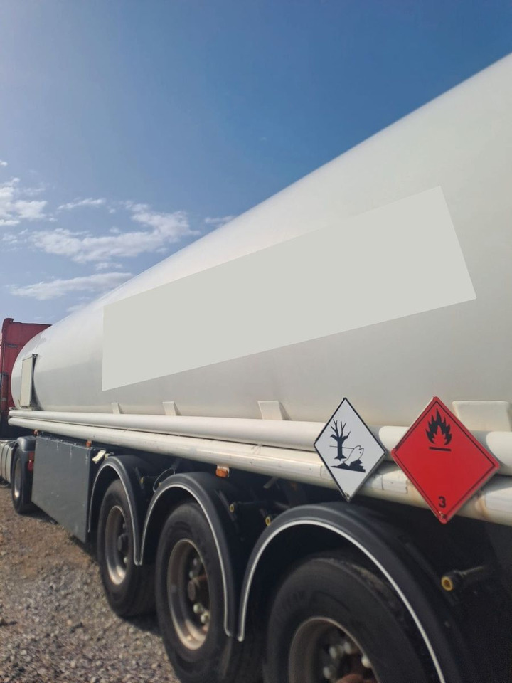 Schrader ADR, Treibstoff Diesel/Benzin, 4 Kammern, Sening Schrader ADR, Treibstoff Diesel/Benzin, 4 Kammern, Sening - Cisterna semirremolque: foto 3 Schrader ADR, Treibstoff Diesel/Benzin, 4 Kammern, Sening Schrader ADR, Treibstoff Diesel/Benzin, 4 Kammern, Sening - Cisterna semirremolque: foto 3