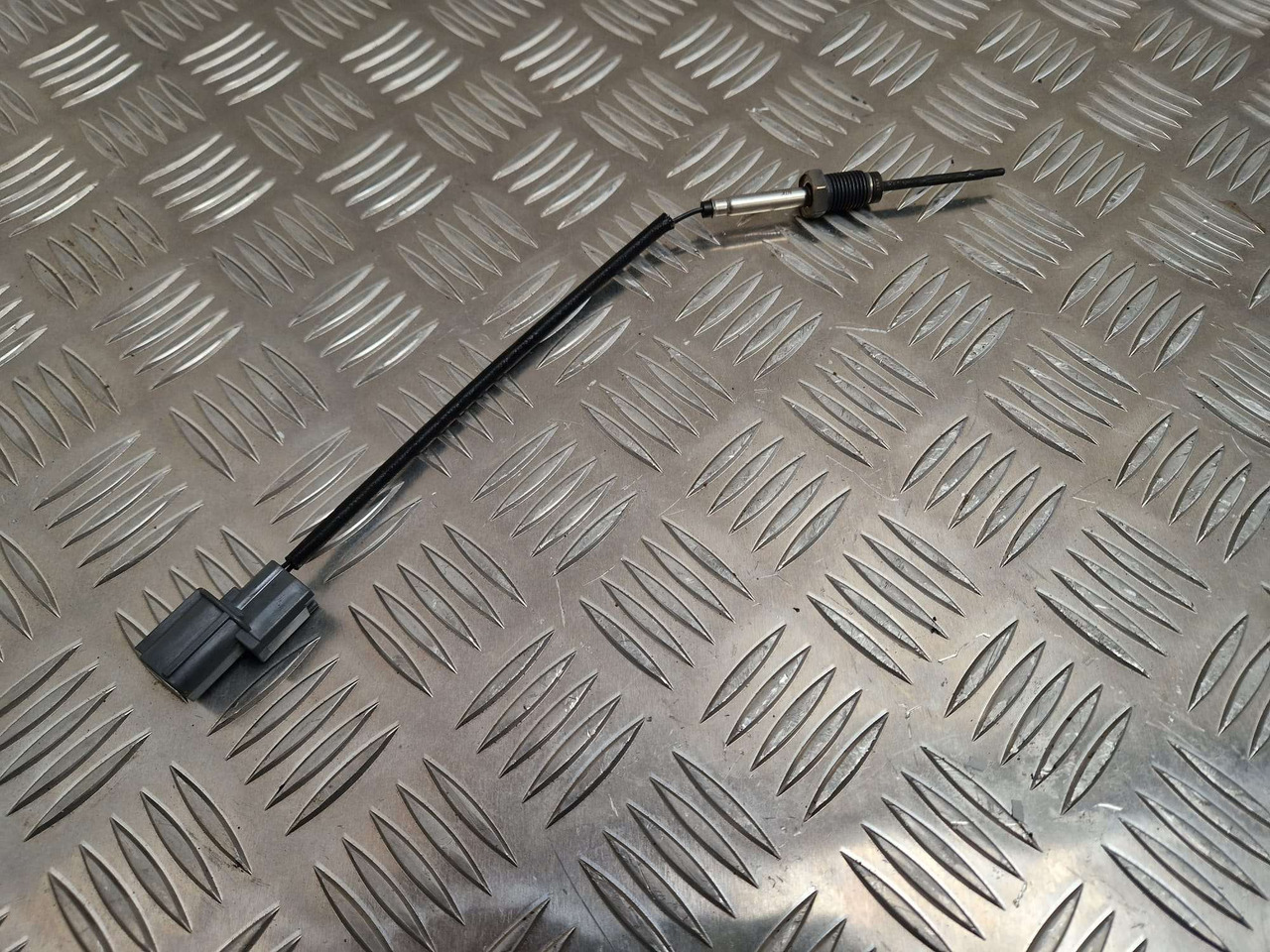 320/A9184 Exhaust Temperature Sensor SCR GENUINE JCB - Motor y piezas para Maquinaria de construcción: foto 2 320/A9184 Exhaust Temperature Sensor SCR GENUINE JCB - Motor y piezas para Maquinaria de construcción: foto 2