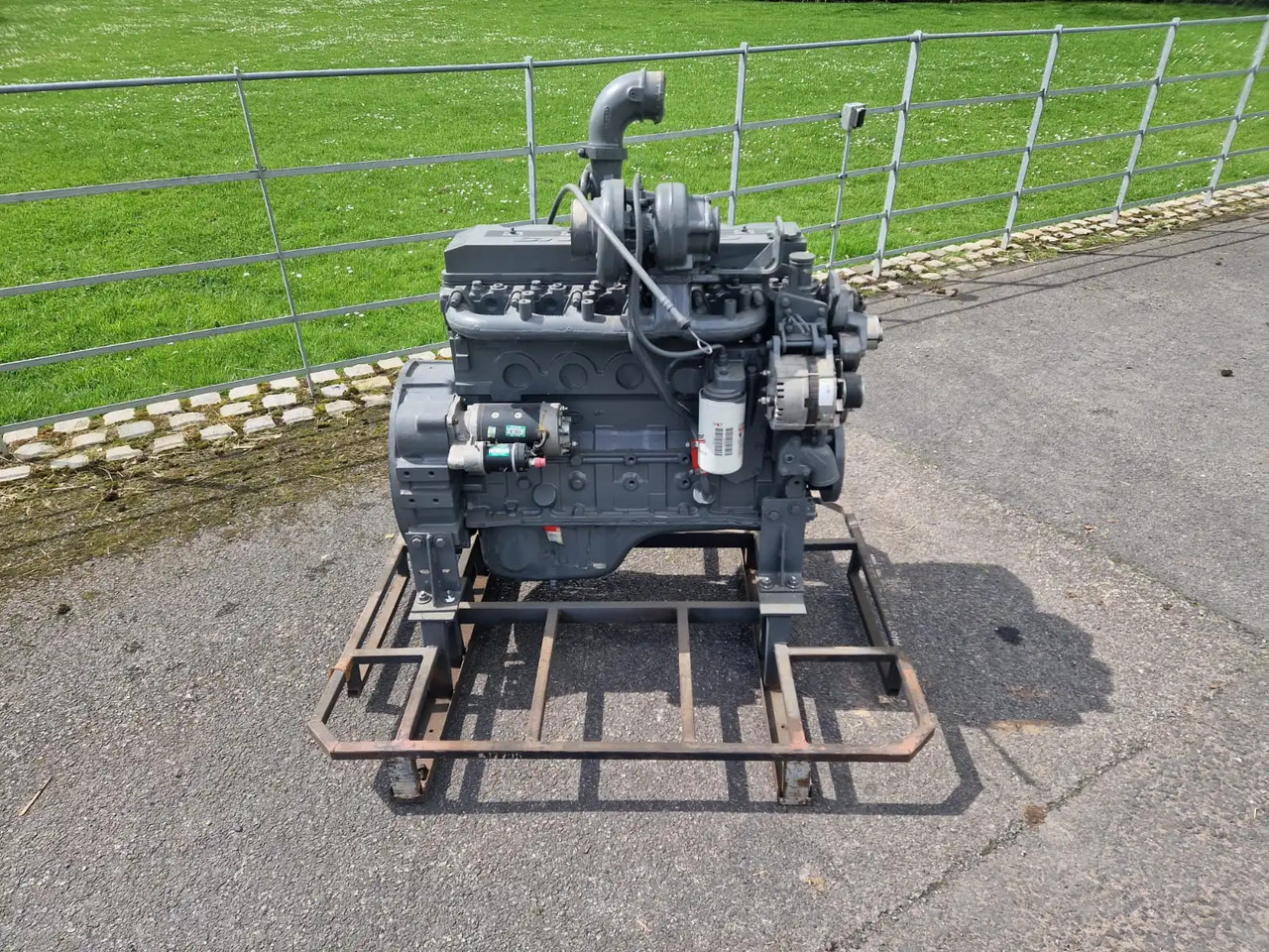 Cummins CPL3900 6BTA Engine 5.9 litre - Motor para Maquinaria de construcción: foto 2 Cummins CPL3900 6BTA Engine 5.9 litre - Motor para Maquinaria de construcción: foto 2